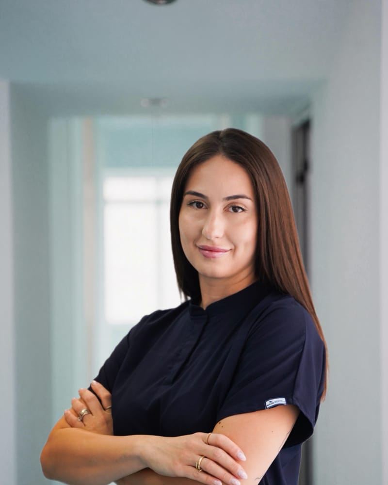 Др. Ена Трајковска, Специјалист по пародонтологија, Dental Excellence Group Skopje